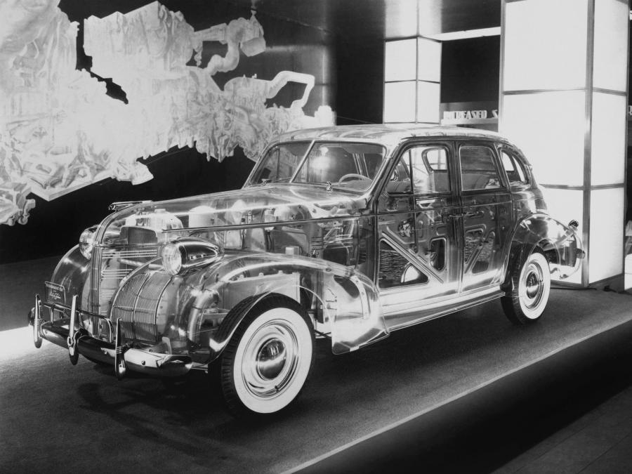  Pontiac DeLuxe Six Transparent Display Car 1939 года  (фото 1 из 1)